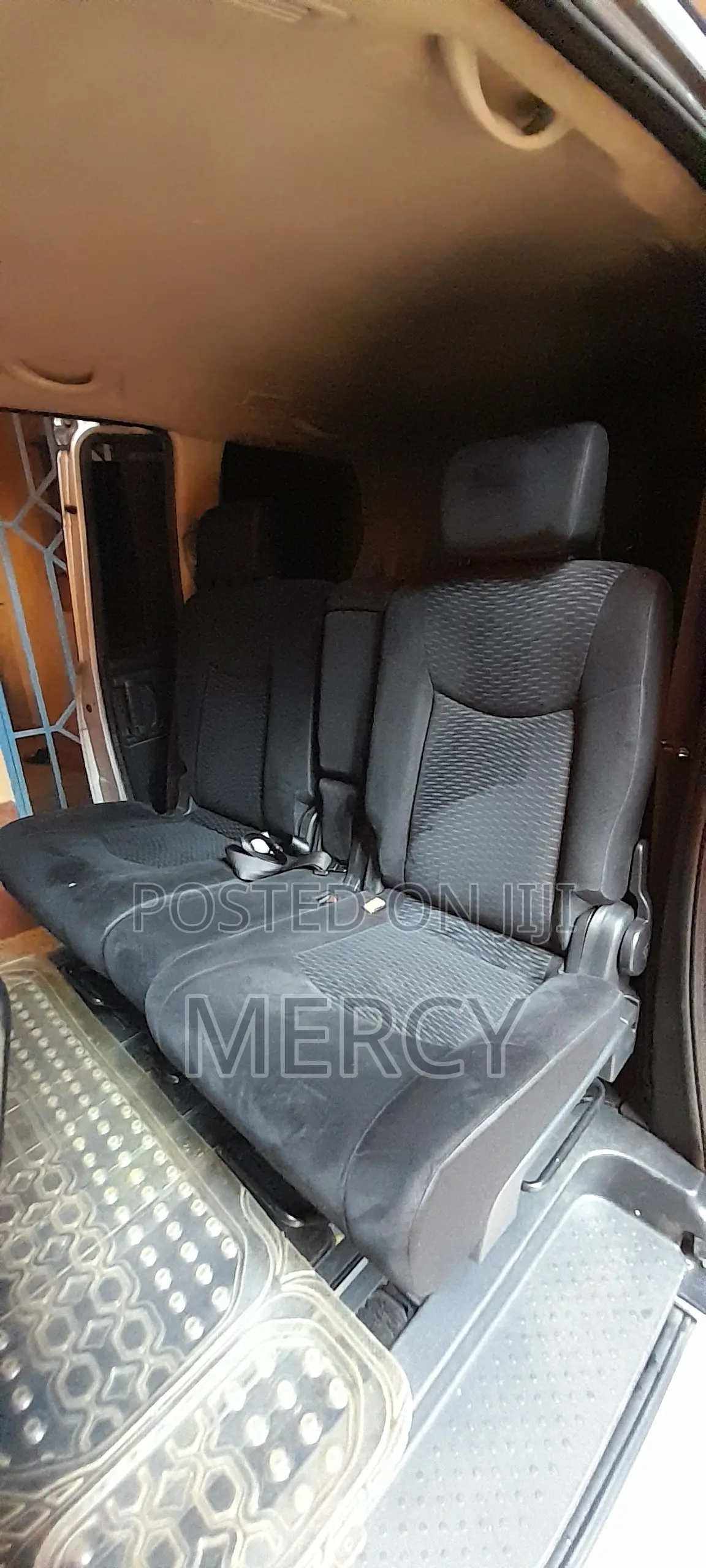 Nissan Serena 2012 Silver