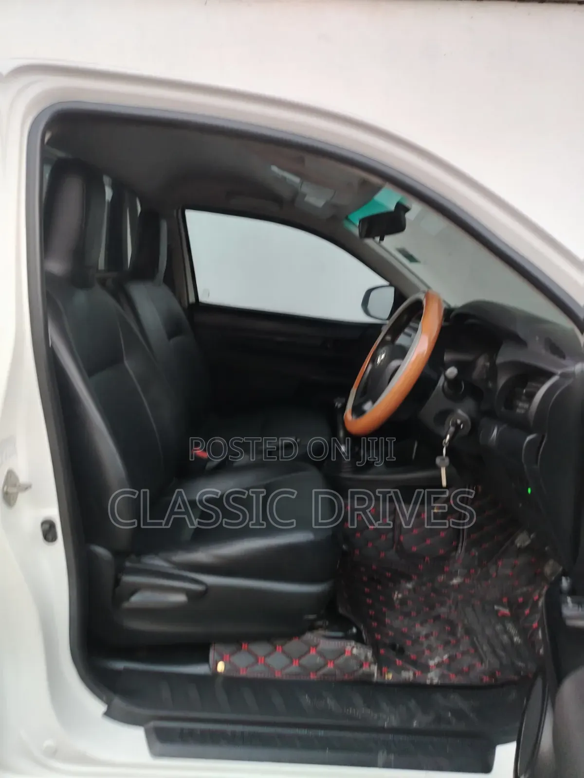 Toyota Hilux 2019 White