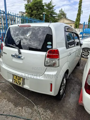 Toyota Spade 2016  White 