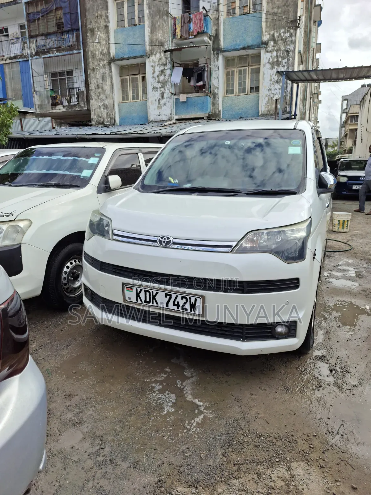 Toyota Spade 2016  White 