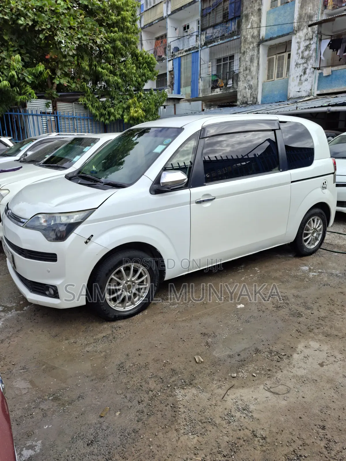 Toyota Spade 2016  White 