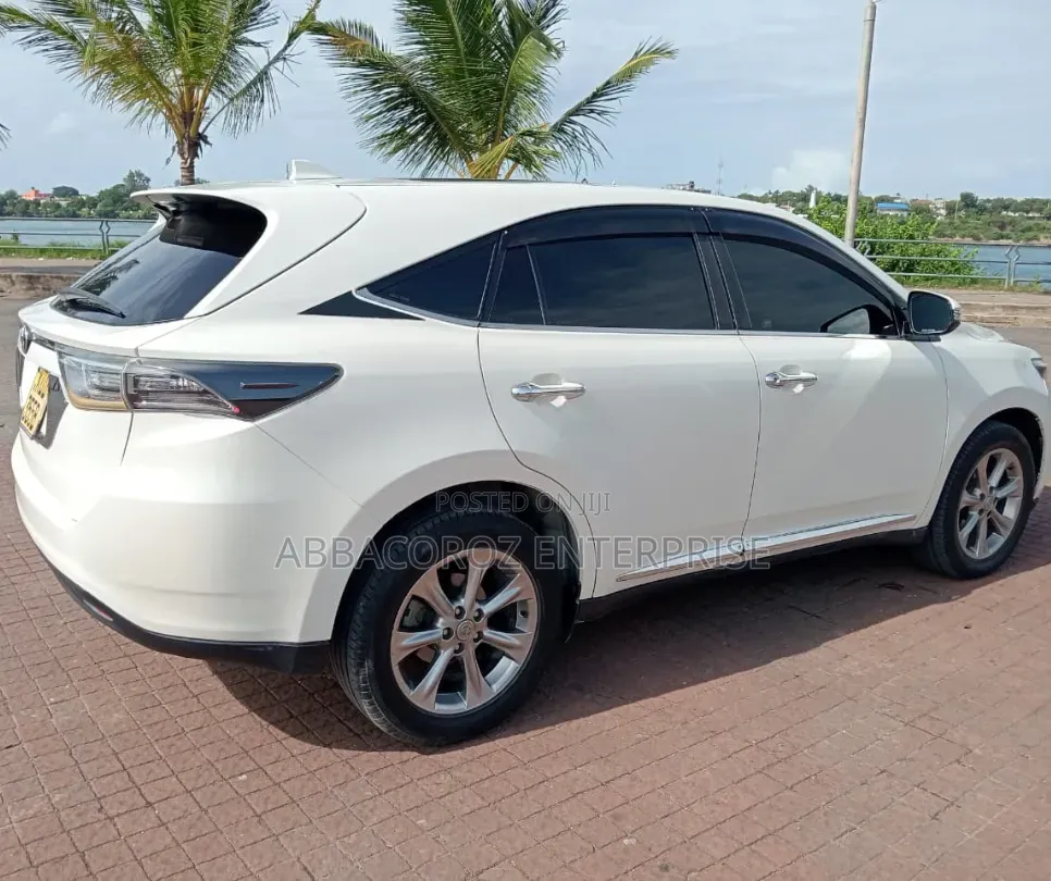 Toyota Harrier 2017 White