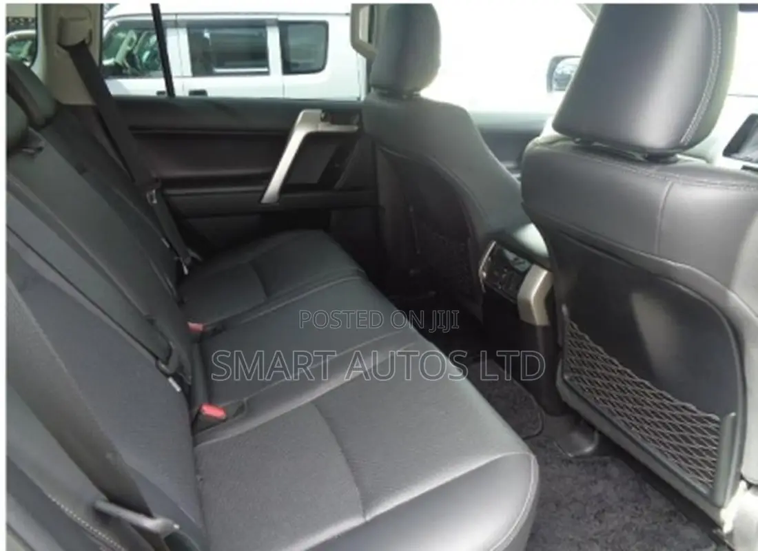 Toyota Land Cruiser Prado 2.8 2018 Black