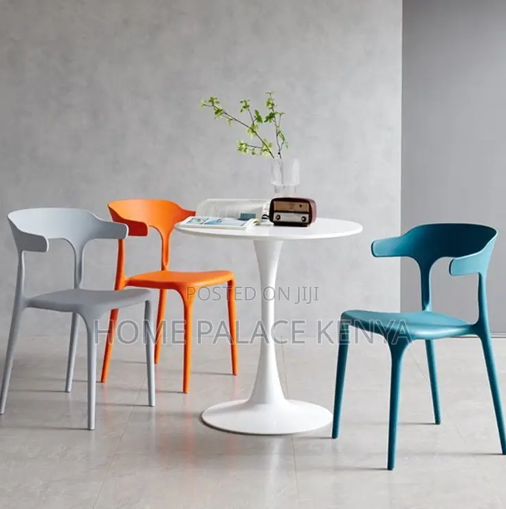 Plastic Chair: Smooth Outline Molded Plastic Dining Chair
