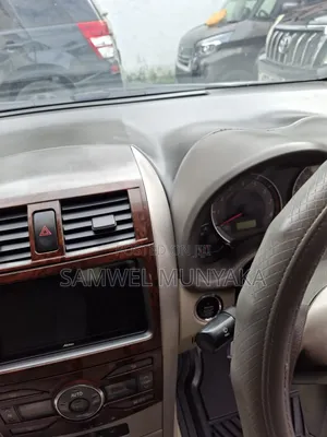 Toyota Axio 2013 Silver
