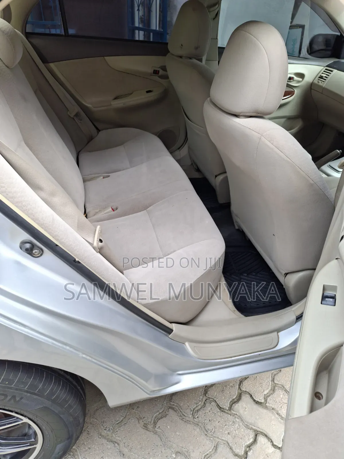 Toyota Axio 2013 Silver