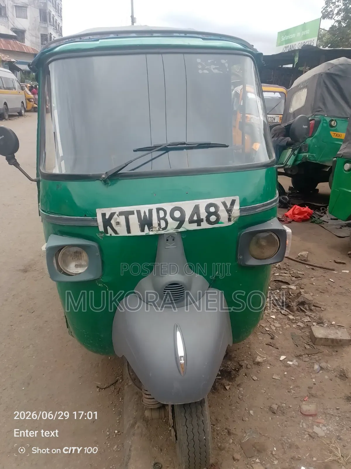 Piaggio 2023 Green