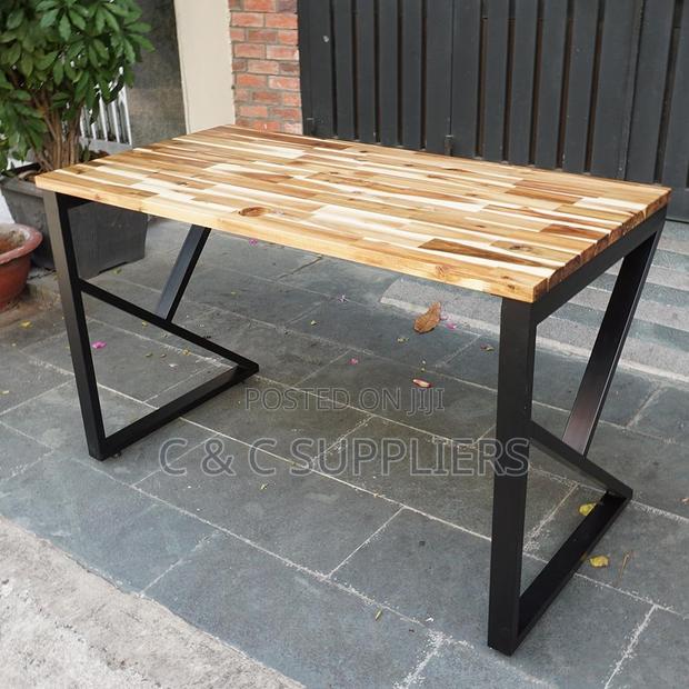 Computer Desk. - thumbnail 2