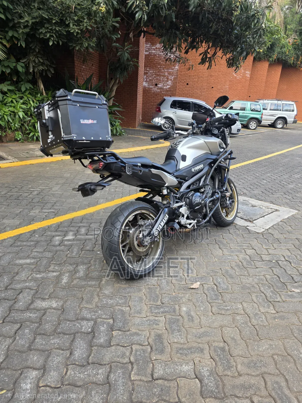Yamaha 2017 Silver