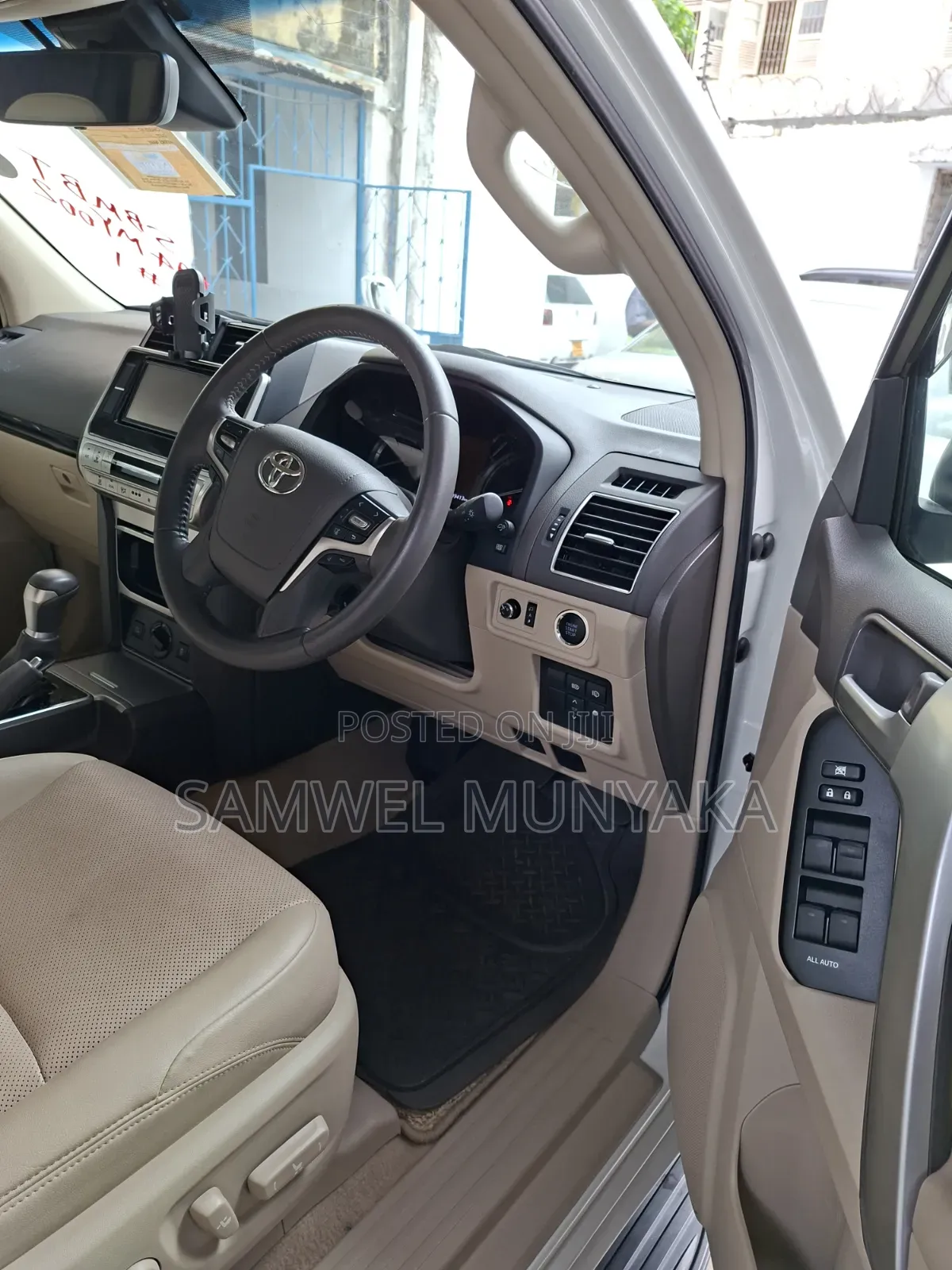 Toyota Land Cruiser Prado 2019  White 
