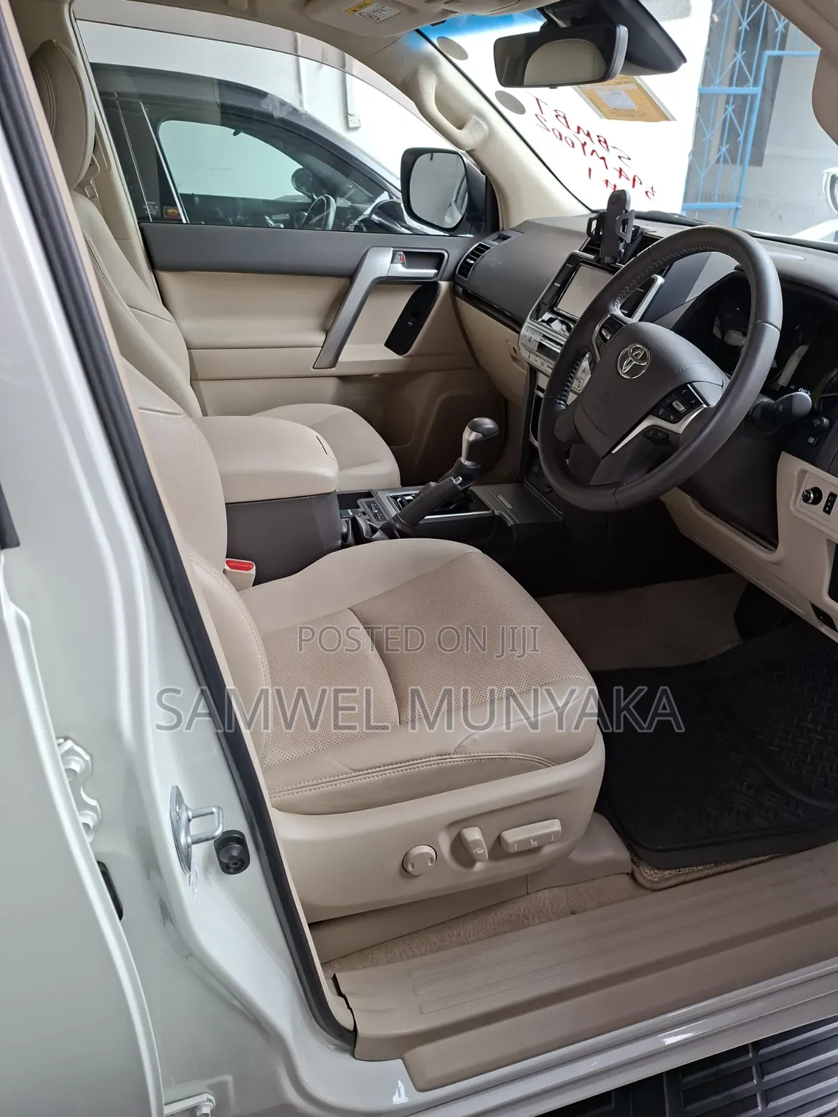 Toyota Land Cruiser Prado 2019  White 