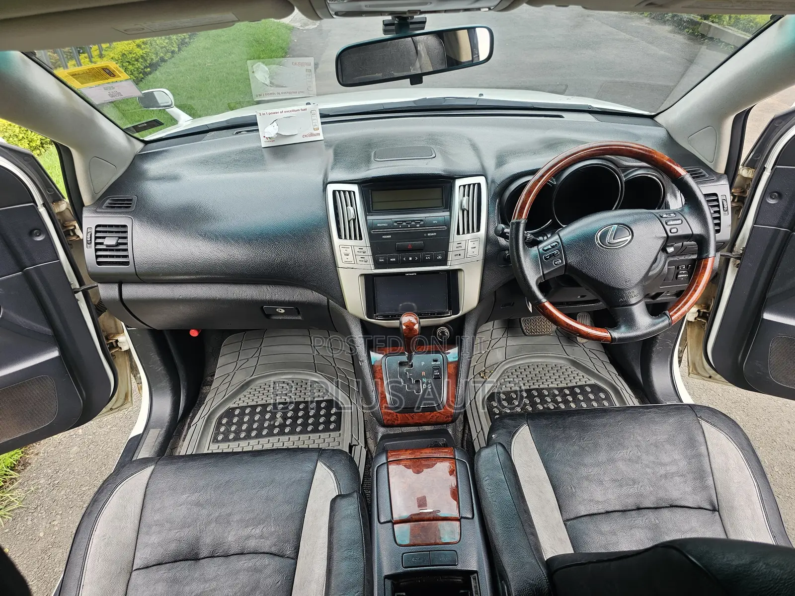 Toyota Harrier 2011 White