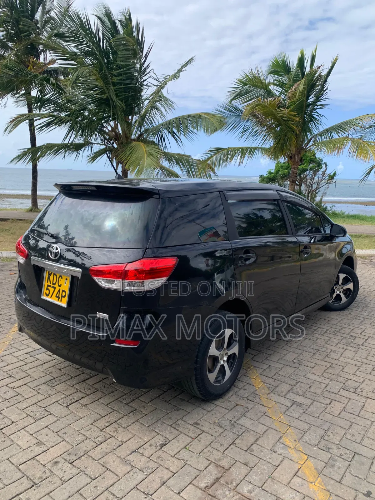 Toyota Wish 2013 Black