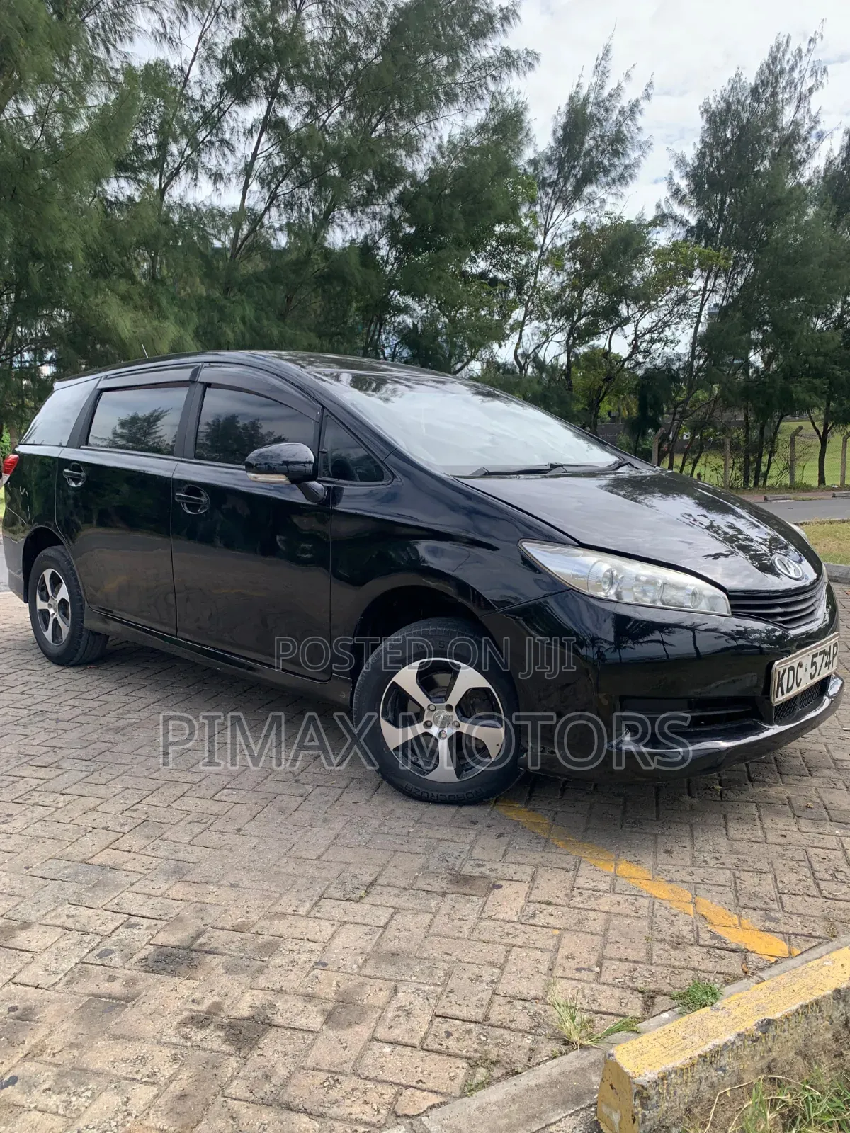 Toyota Wish 2013 Black