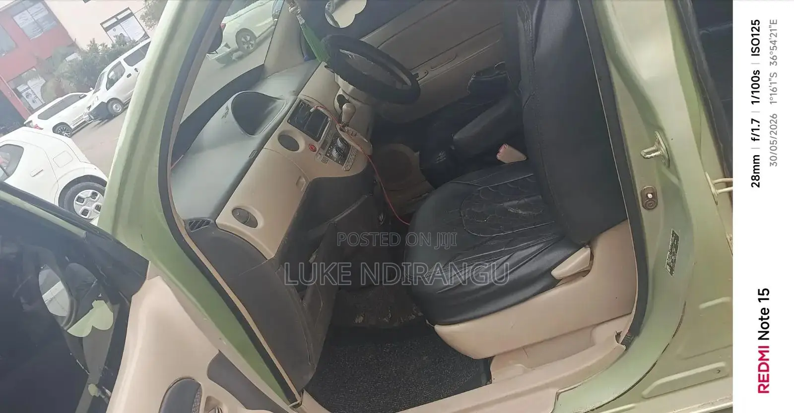 Toyota Sienta 2012 Green