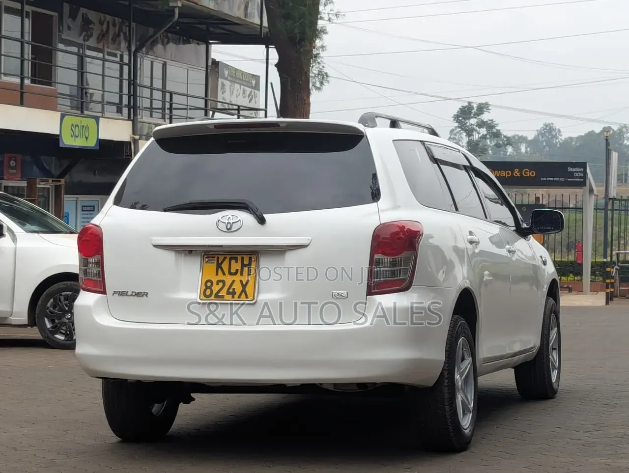 Toyota Corolla Fielder 2009 White
