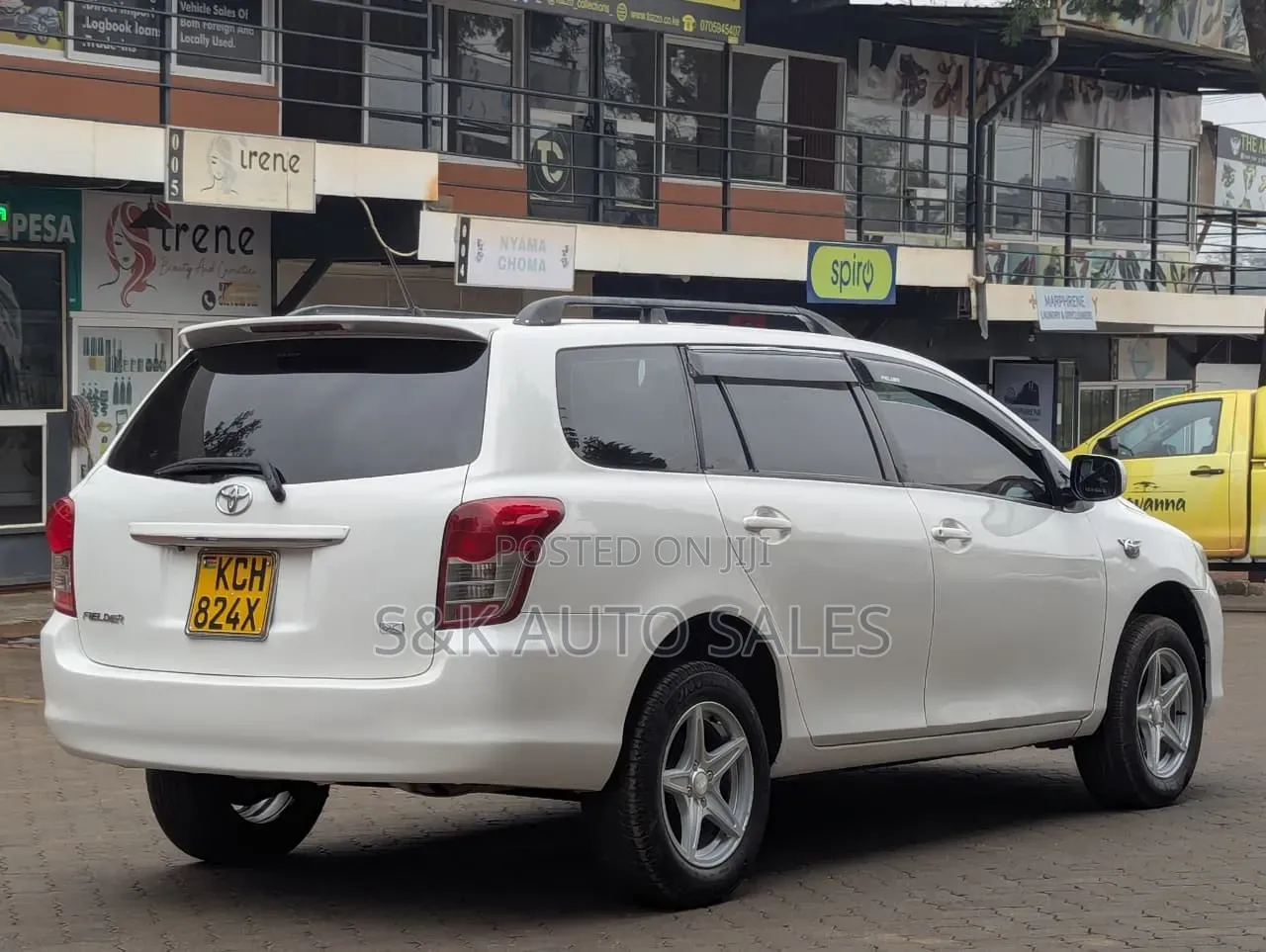 Toyota Corolla Fielder 2009 White