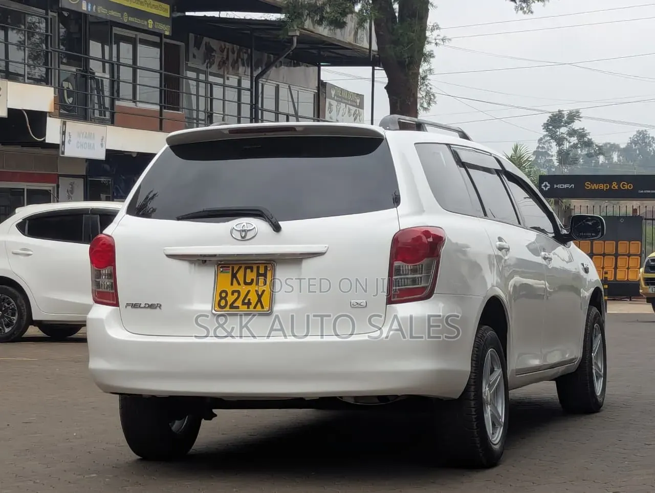 Toyota Corolla Fielder 2009 White