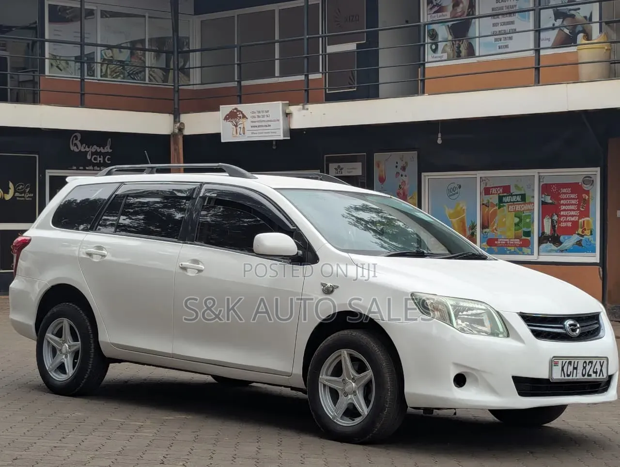Toyota Corolla Fielder 2009 White