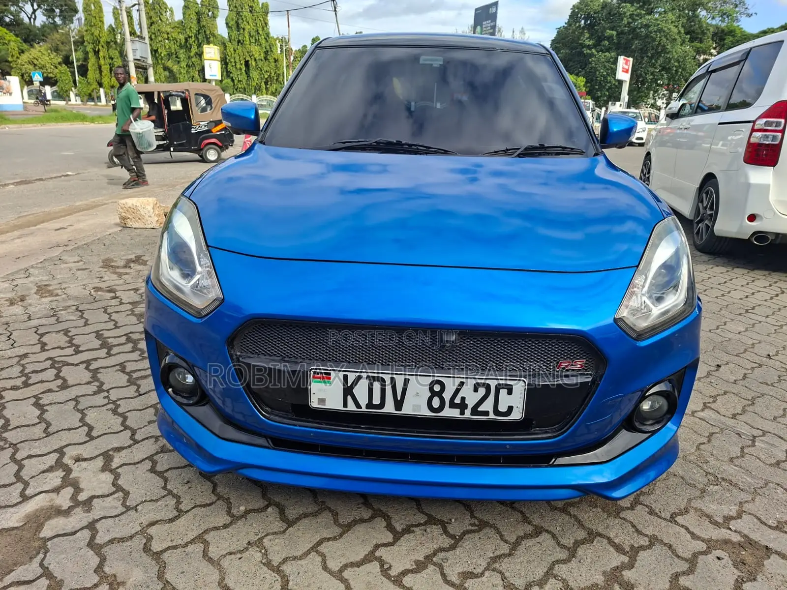 Suzuki Swift 2018 Blue