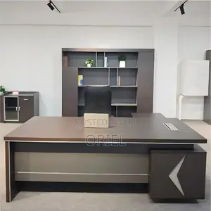 Executive Desk : 1.8m Desk