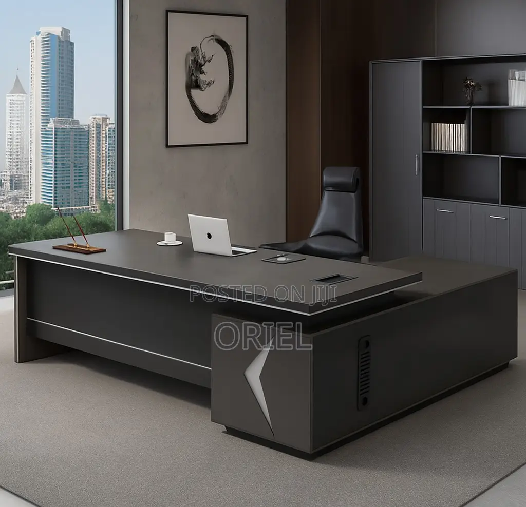 Executive Desk : 1.8m Desk