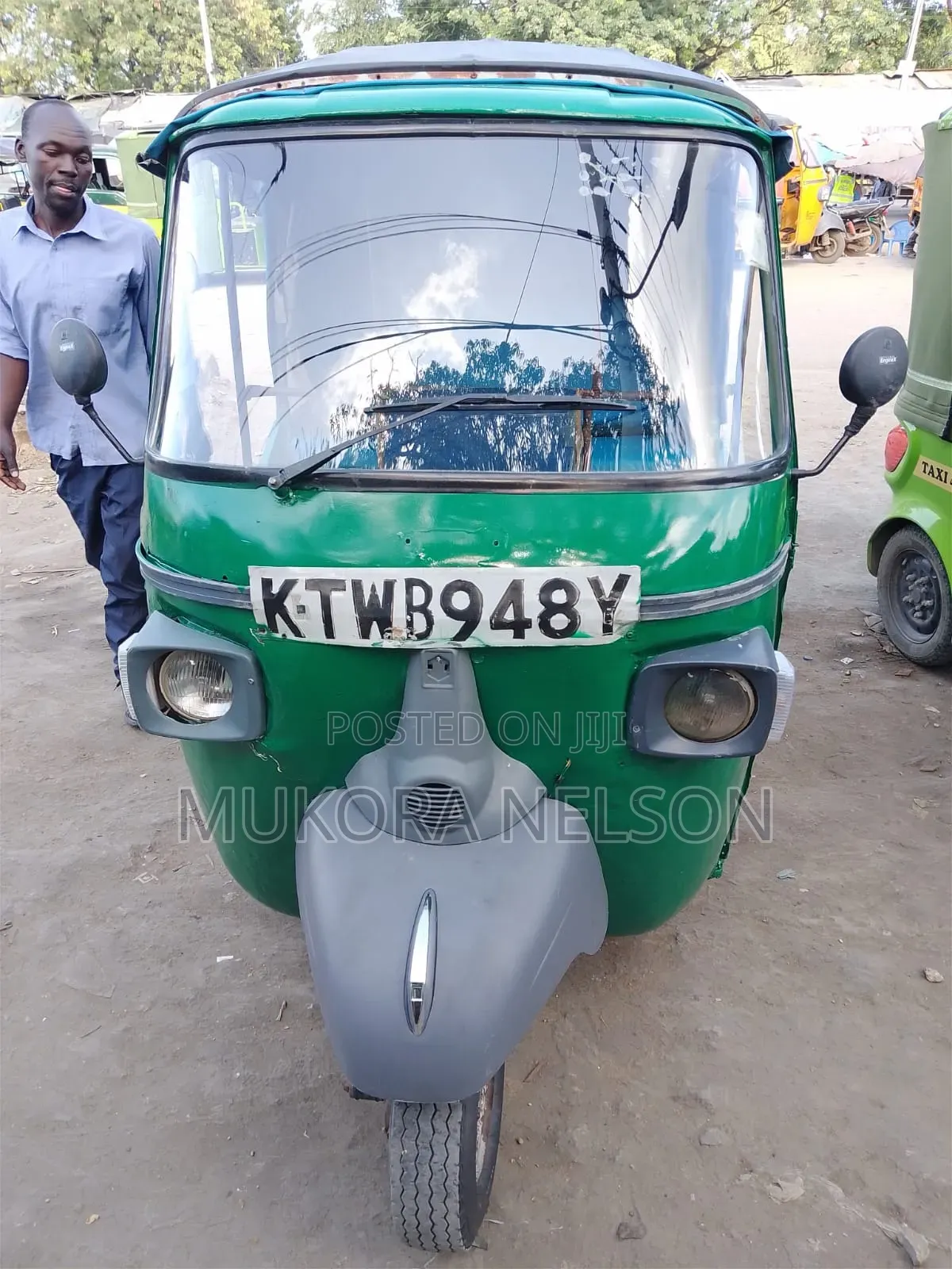 Piaggio 2023 Green