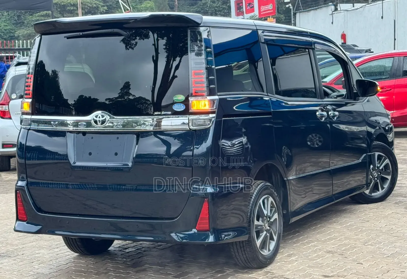 Toyota Voxy 2019 Blue