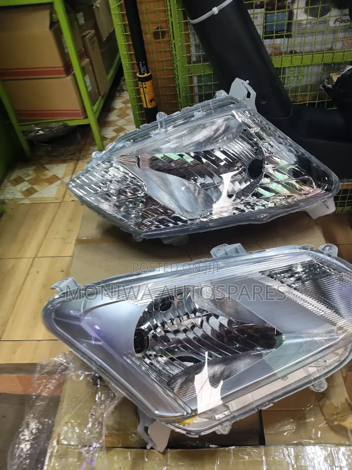 Headlamp Isuzu Dmax 2012 and 2015