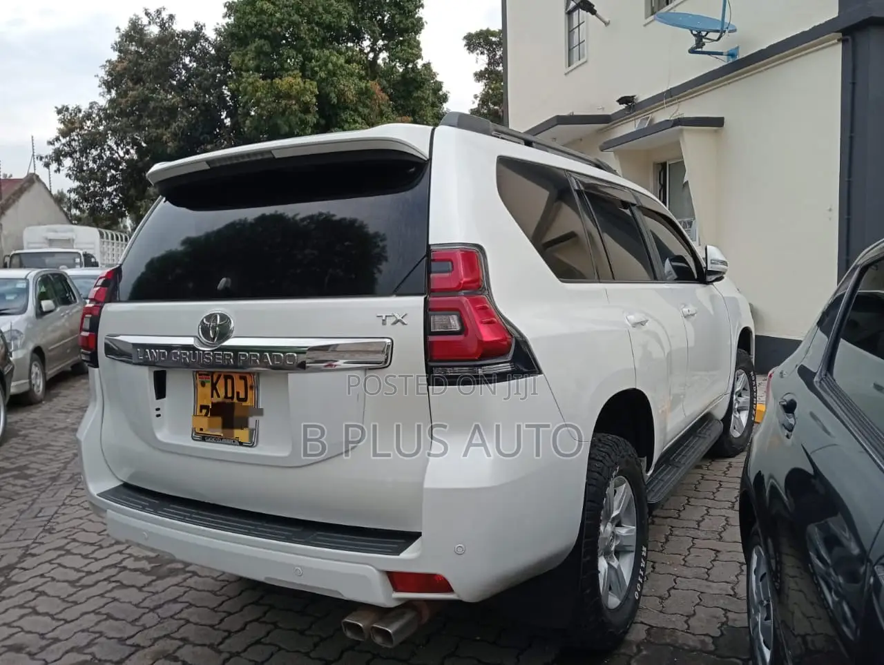 Toyota Land Cruiser Prado 2016 White
