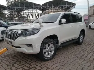 Toyota Land Cruiser Prado 2016 White