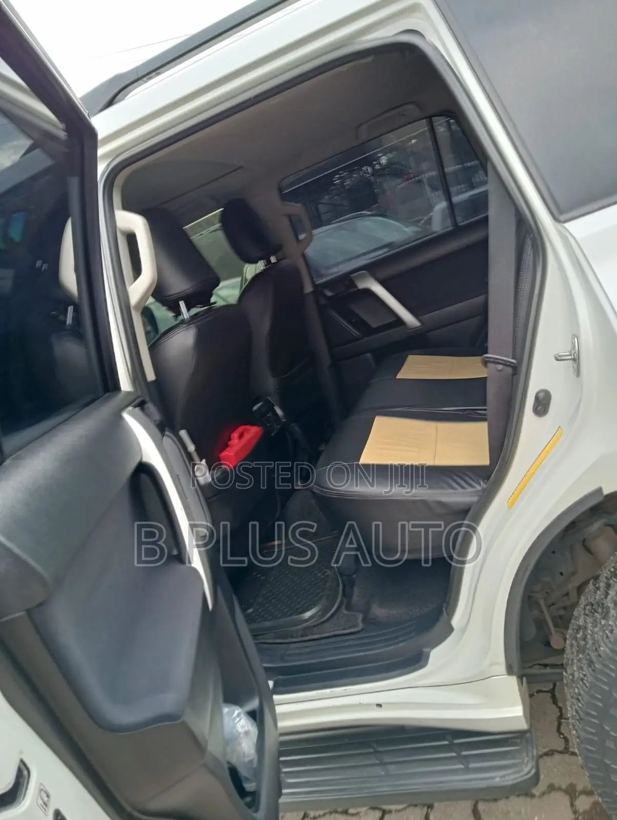 Toyota Land Cruiser Prado 2016 White