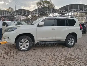 Toyota Land Cruiser Prado 2016 White