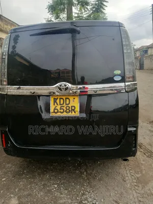 Toyota Voxy 2015 Black
