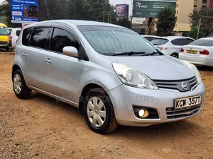 Nissan Note 2012 Silver