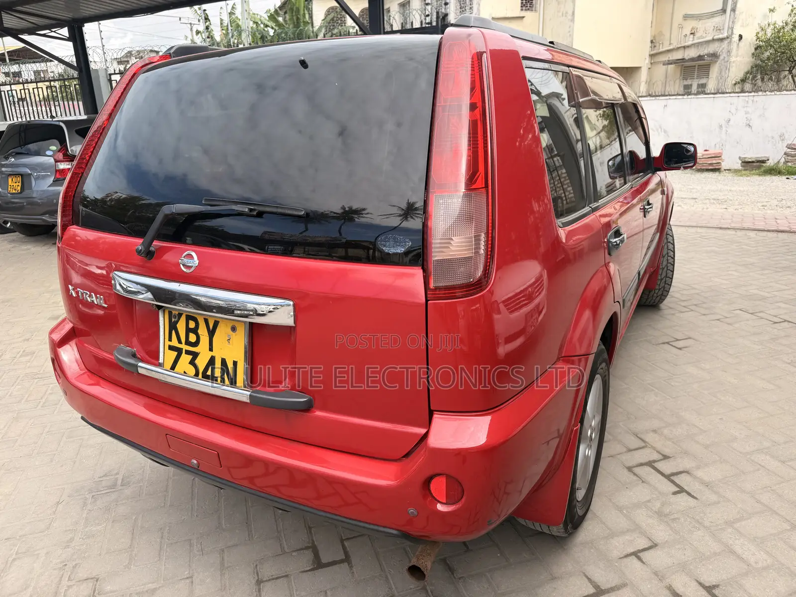 Nissan X-Trail 2007 Red