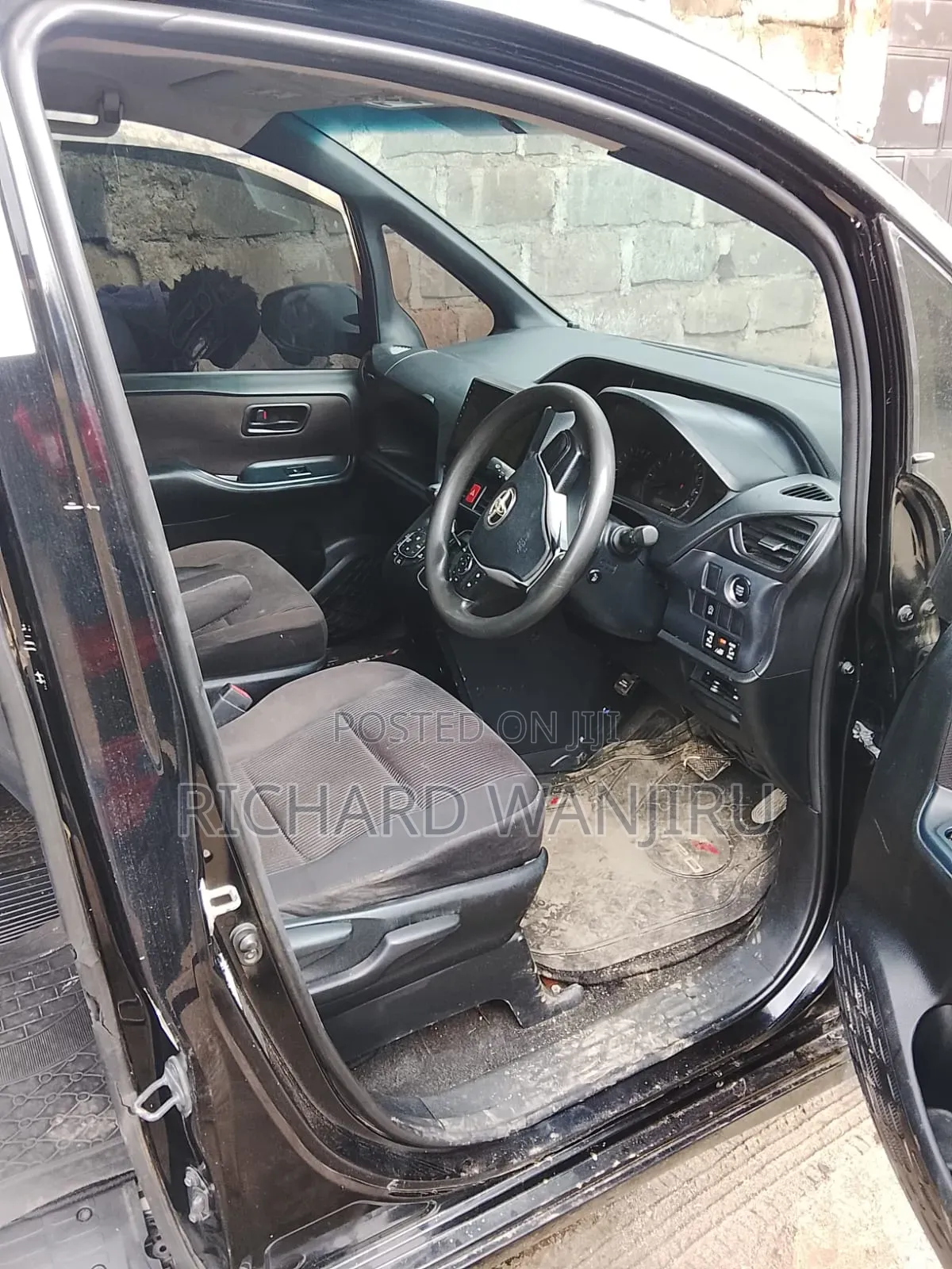 Toyota Voxy 2015 Black