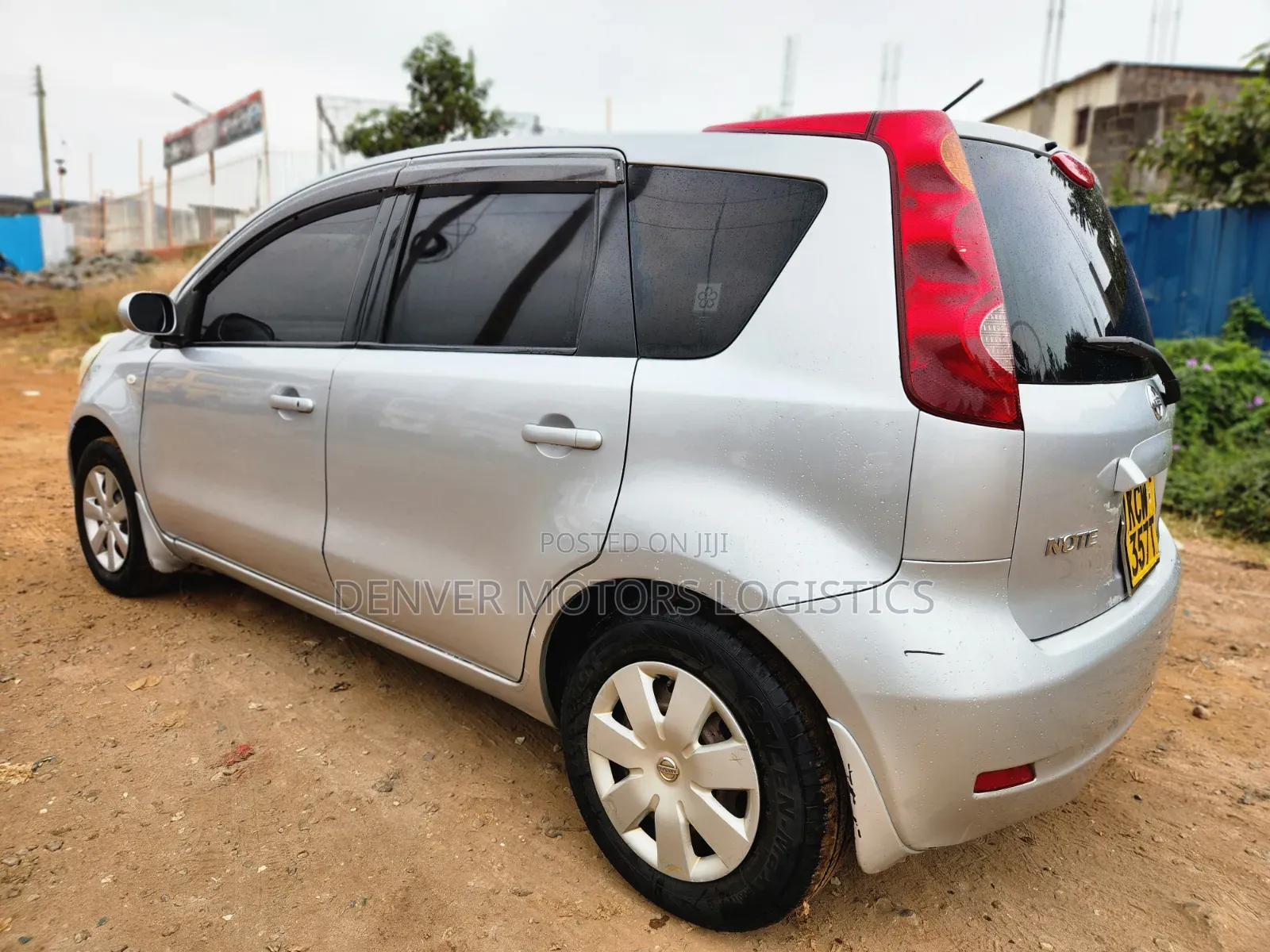 Nissan Note 2012 Silver
