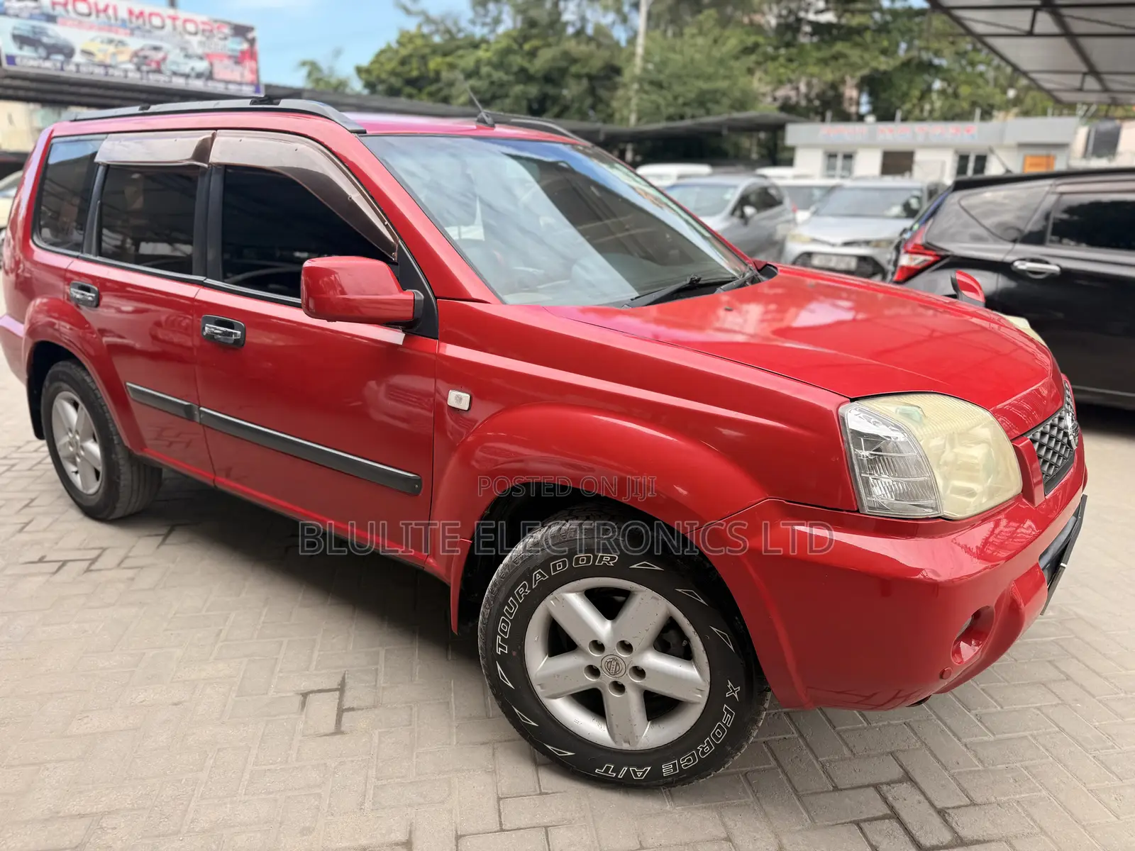 Nissan X-Trail 2007 Red