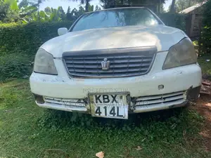Toyota Crown 2006 White