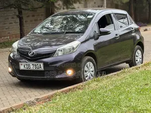 Toyota Vitz 2014 Purple