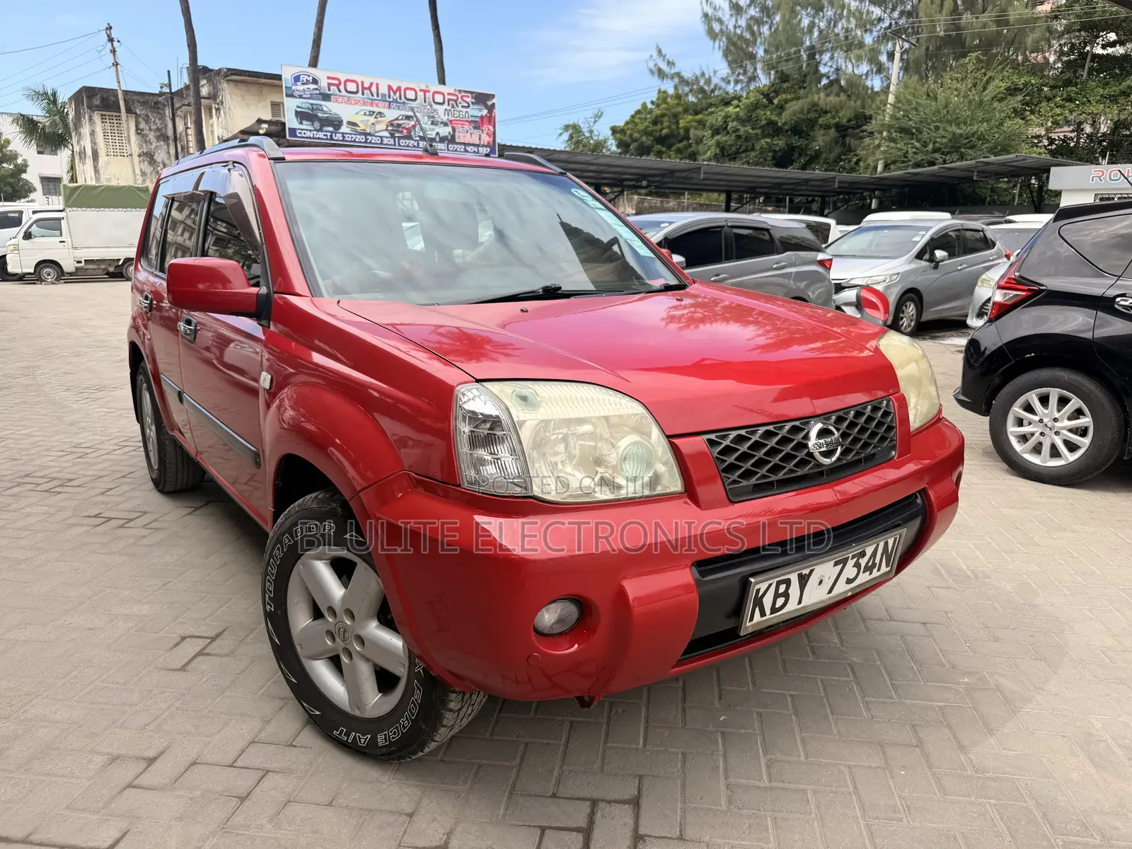 Nissan X-Trail 2007 Red
