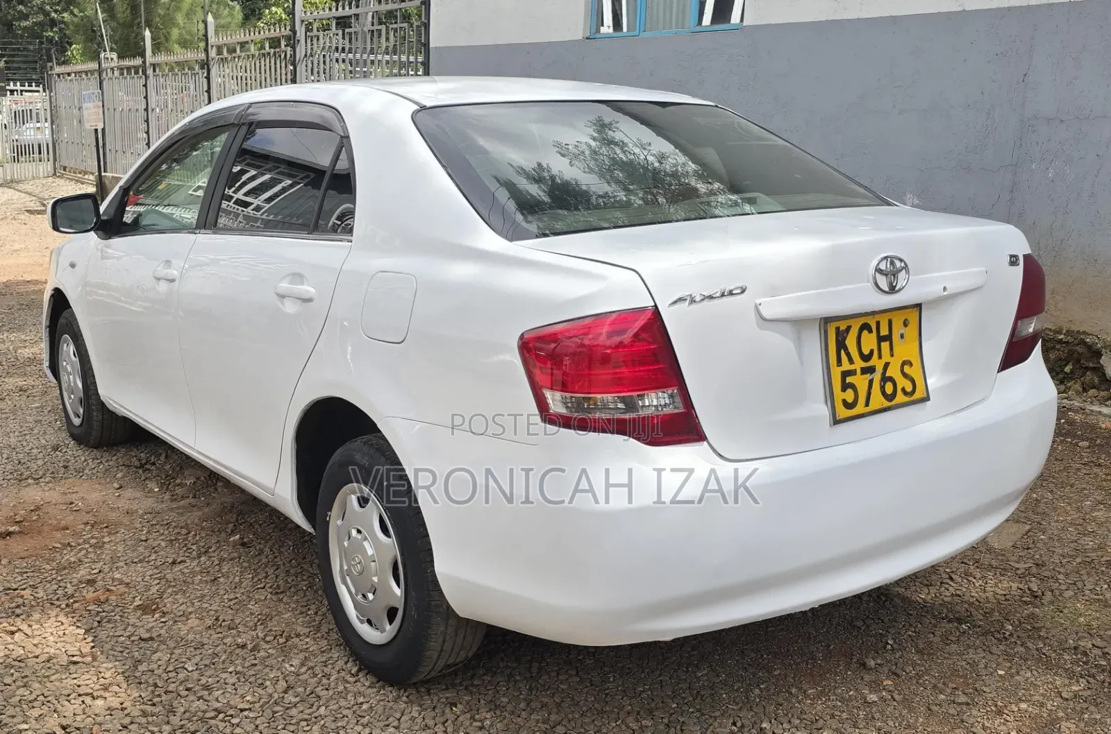 Toyota Axio 2009 White