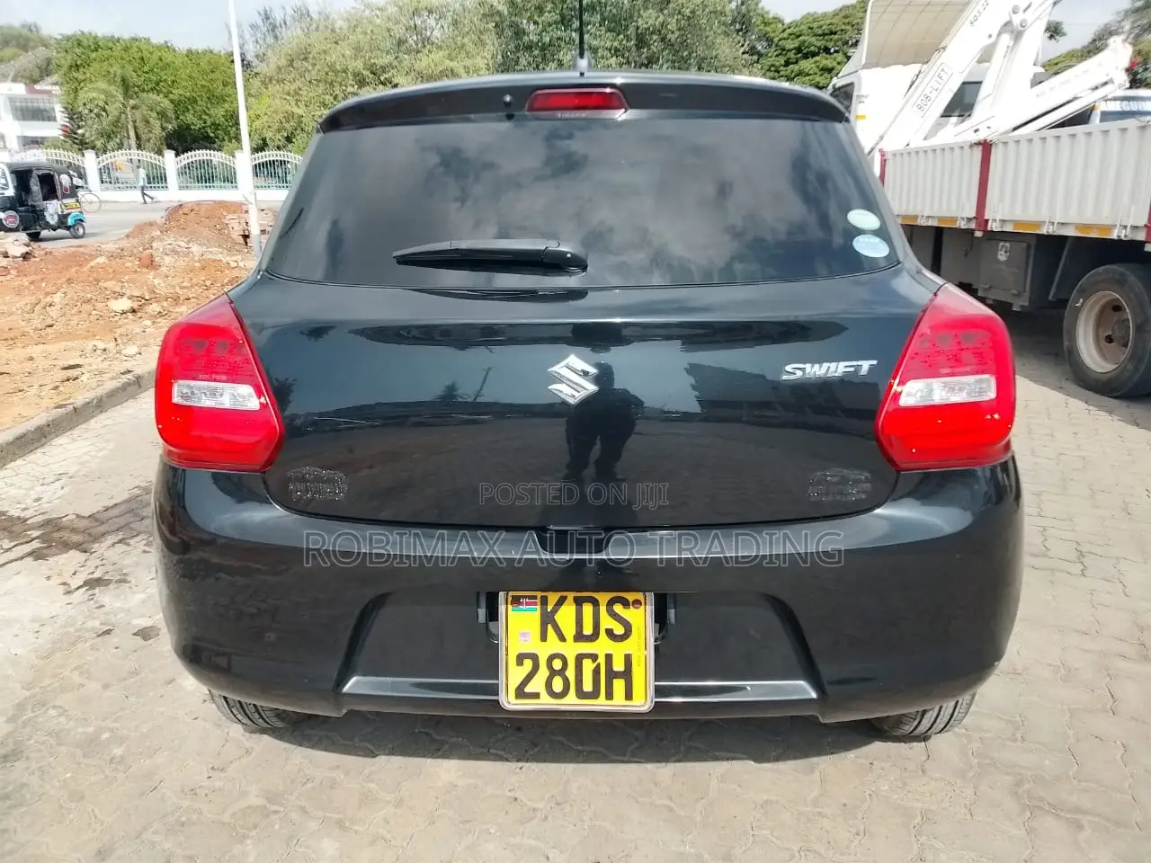 Suzuki Swift 2018 Black
