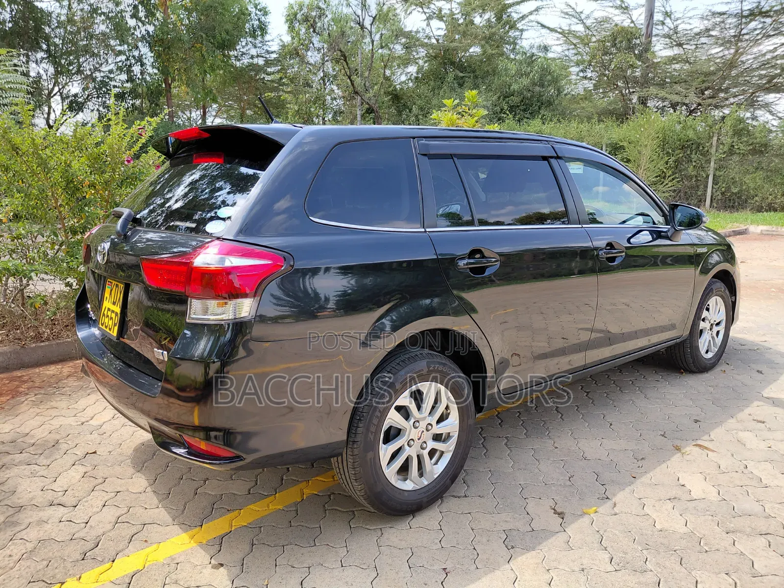 Toyota Corolla Fielder 2018 Black