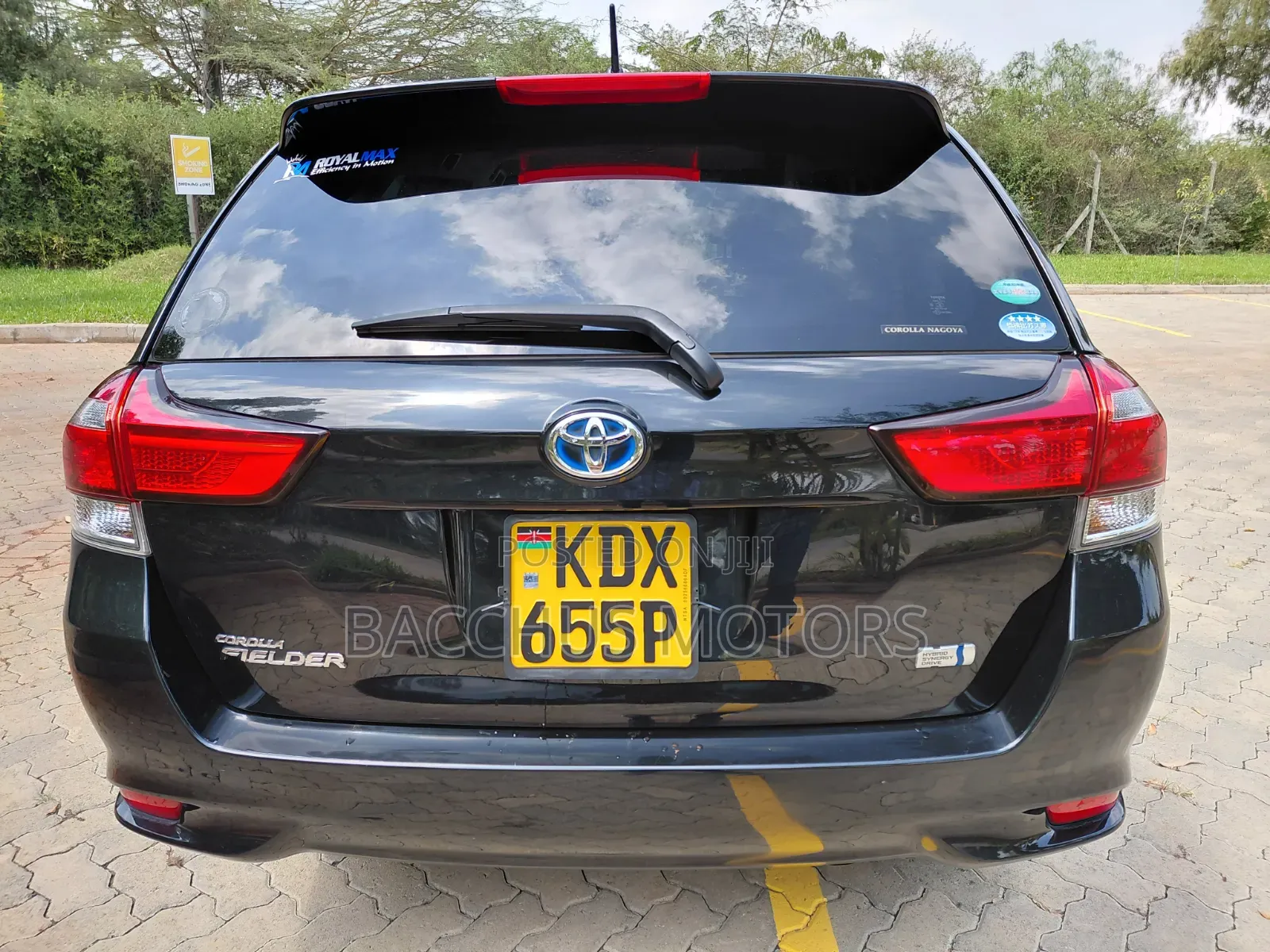 Toyota Corolla Fielder 2018 Black