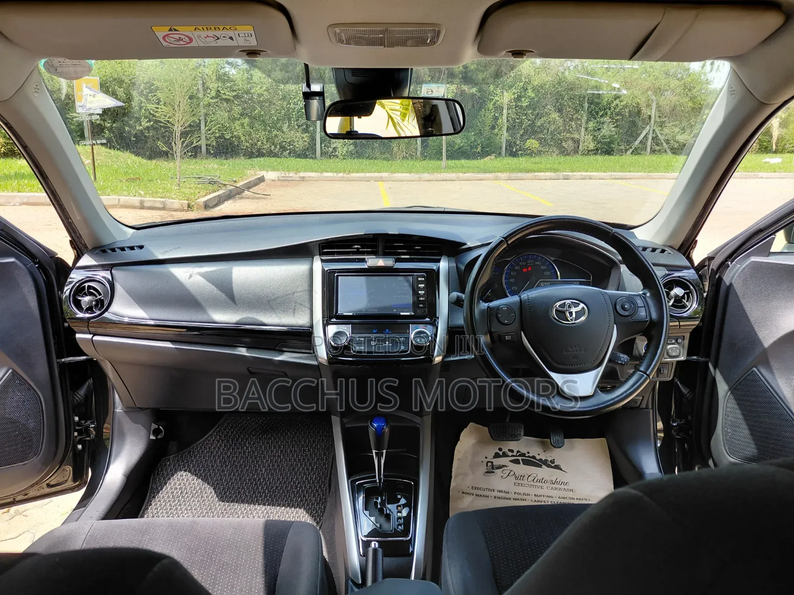 Toyota Corolla Fielder 2018 Black