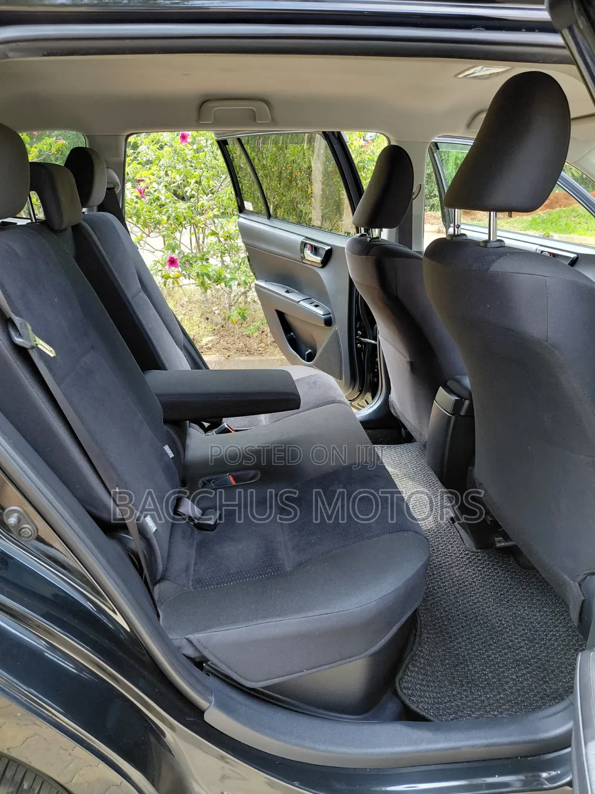 Toyota Corolla Fielder 2018 Black