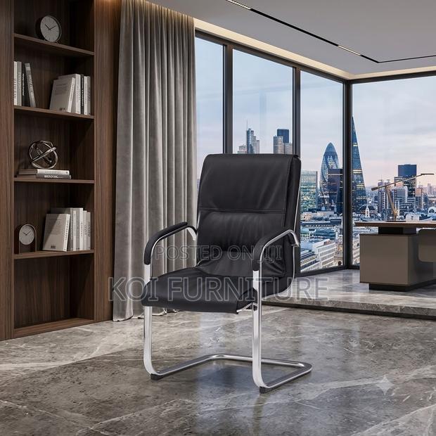 Office Chairs; Leather Visitors Chair With Sled Leg - thumbnail 3