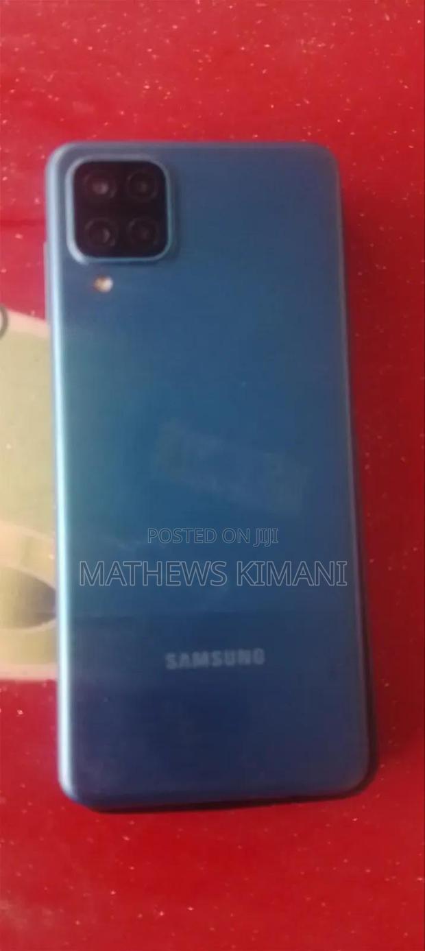Samsung Galaxy A12 128 GB Blue - thumbnail 3